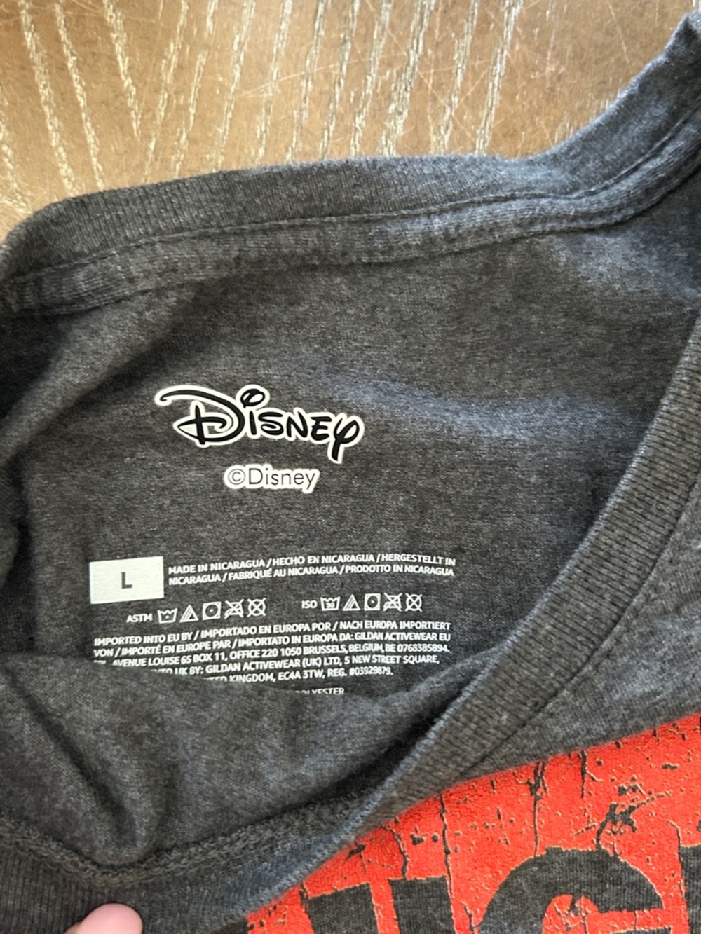 Disney High School Musical Graphic Tee Charcoal Wild Cats Red Logo Large - Picture 5 of 6